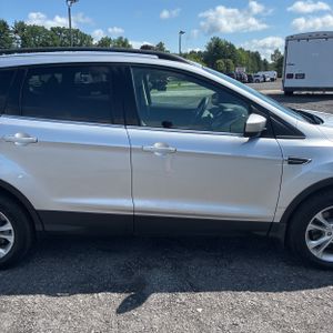 2017 FORD ESCAPE SE 缩略图 11