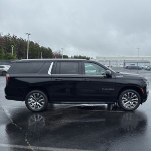 CHEVROLET SUBURBAN - 10