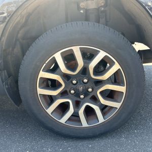 FORD MAVERICK LARIAT - 9