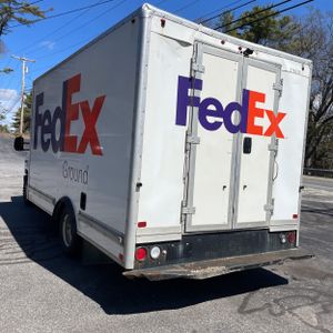 FORD E-350 CUTAWAY - 5