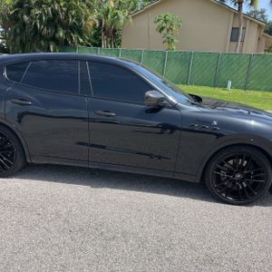 2022 Maserati LEVANTE MODENA S — миниатюра 11