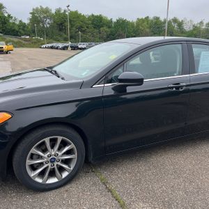 FORD FUSION SE - 2