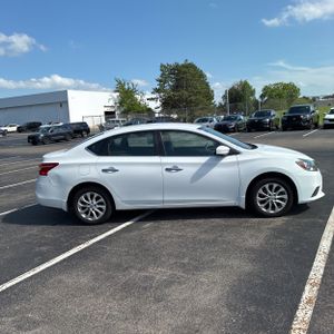 صورة 10 لـ 2019 Nissan SENTRA SV
