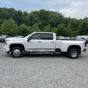 صورة 3 لـ 2024 Chevrolet SILVERADO 3500 HIGH COUNTRY