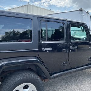 2013 JEEP WRANGLER UNLIMITED SAHARA — фото 9