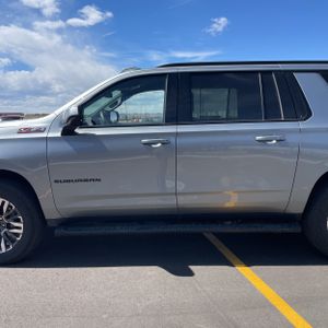 CHEVROLET SUBURBAN Z71 - 4