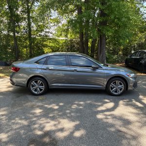 VOLKSWAGEN JETTA SE - 10