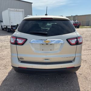 CHEVROLET TRAVERSE LT - 7