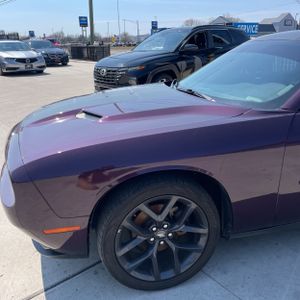DODGE CHALLENGER SXT - 2
