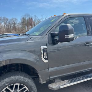 FORD F-250 SUPER DUTY LARIAT - 2