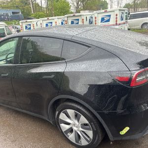 TESLA MODEL Y LONG RANGE - 6