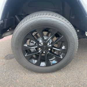 2023 JEEP WRANGLER 4XE SAHARA — миниатюра 19