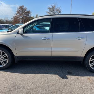 CHEVROLET TRAVERSE LT - 3