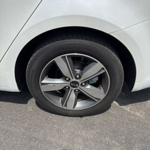 2018 KIA FORTE LX — миниатюра 18