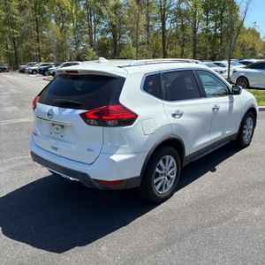 NISSAN ROGUE SV - 8