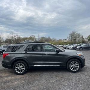 FORD EXPLORER XLT - 10