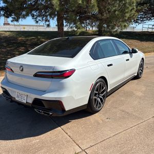 BMW 760I XDRIVE - 8