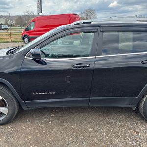 JEEP CHEROKEE LIMITED - 4