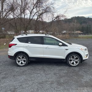 FORD ESCAPE TITANIUM - 10