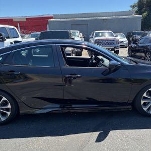 صورة مصغرة 11 لـ 2018 Honda CIVIC SI