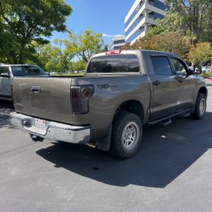 TOYOTA TUNDRA - 7
