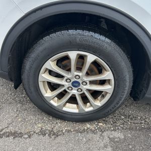 صورة مصغرة 17 لـ 2020 FORD ESCAPE S