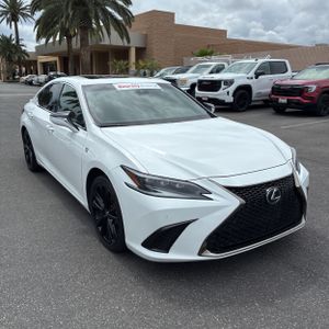 LEXUS ES 350 F SPORT HANDLING - 10