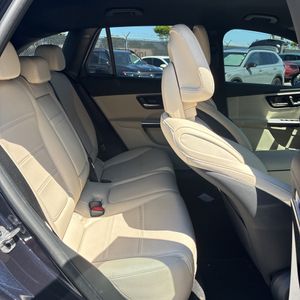 صورة مصغرة 33 لـ 2023 Mercedes-BENZ GLC