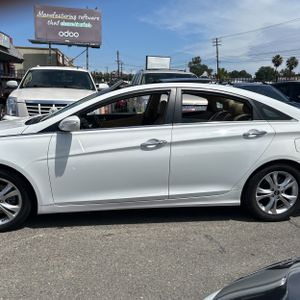 HYUNDAI SONATA LIMITED - 4