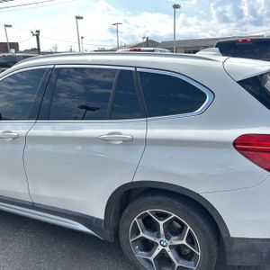 BMW X1 XDRIVE28I - 6