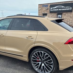 AUDI SQ8 PREMIUM PLUS 4.0 TFSI QUATTRO - 6