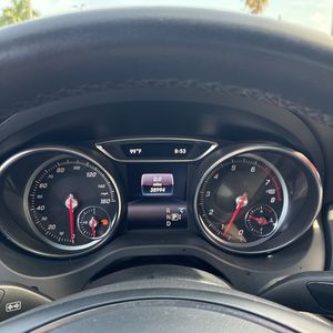 2019 Mercedes-BENZ CLA thumbnail 39
