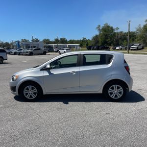CHEVROLET SONIC LT AUTO - 3
