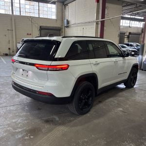 JEEP GRAND CHEROKEE ALTITUDE - 8