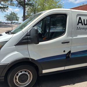 FORD TRANSIT 150 - 2