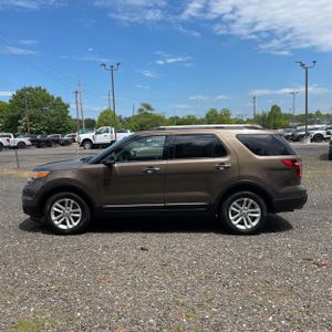 FORD EXPLORER XLT - 3