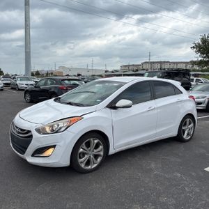 HYUNDAI ELANTRA GT BASE - 1