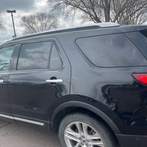 FORD EXPLORER LIMITED - 6