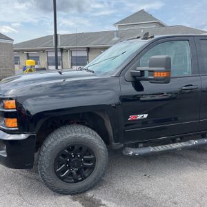 CHEVROLET SILVERADO 2500HD LT - 2