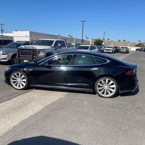 TESLA MODEL S BASE - 3