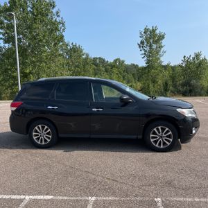 2015 Nissan PATHFINDER SV 照片 10
