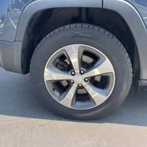 2019 JEEP CHEROKEE LIMITED 缩略图 19