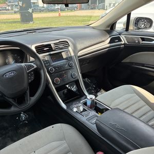 صورة مصغرة 29 لـ 2017 FORD FUSION S
