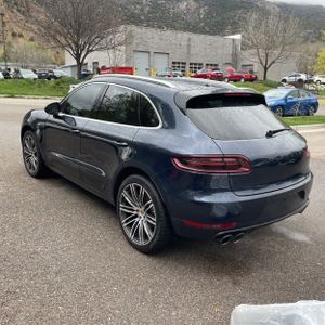 PORSCHE MACAN GTS - 5