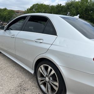 MERCEDES-BENZ E-CLASS - 6