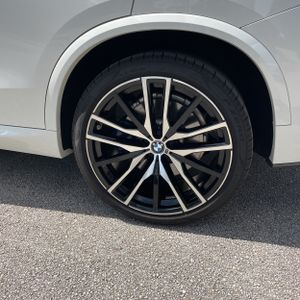 2025 BMW X5 M60I — миниатюра 18