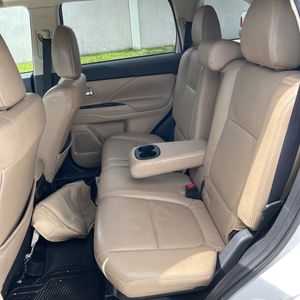 2015 Mitsubishi OUTLANDER SE thumbnail 33