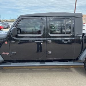 JEEP GLADIATOR MOJAVE 4X4 - 4