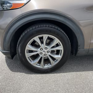 2021 FORD EXPLORER LIMITED — миниатюра 17