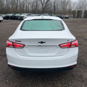 CHEVROLET MALIBU 1LT - 7
